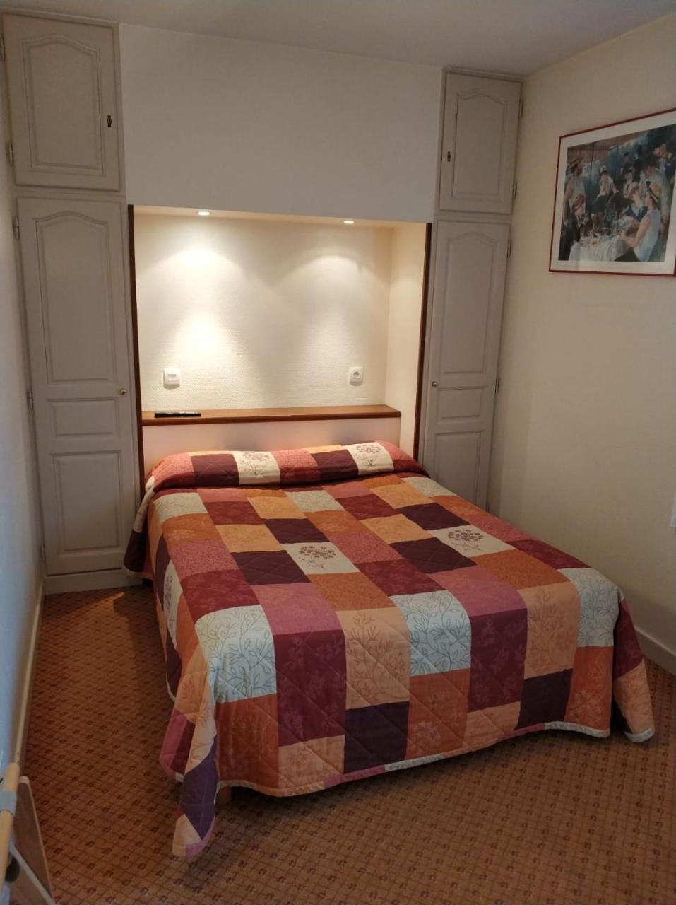 Logis Hotel Calisola Besancon - Soiree Etape Chalezeule Exteriér fotografie