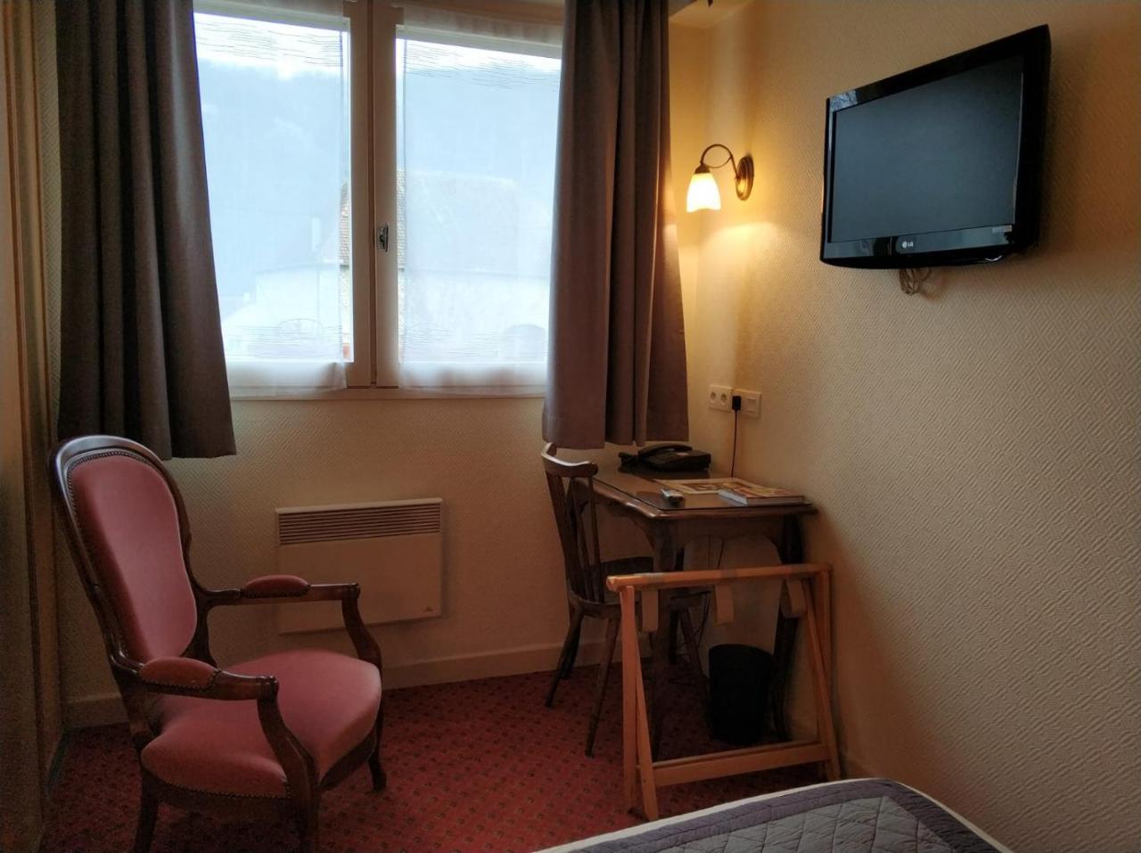 Logis Hotel Calisola Besancon - Soiree Etape Chalezeule Exteriér fotografie