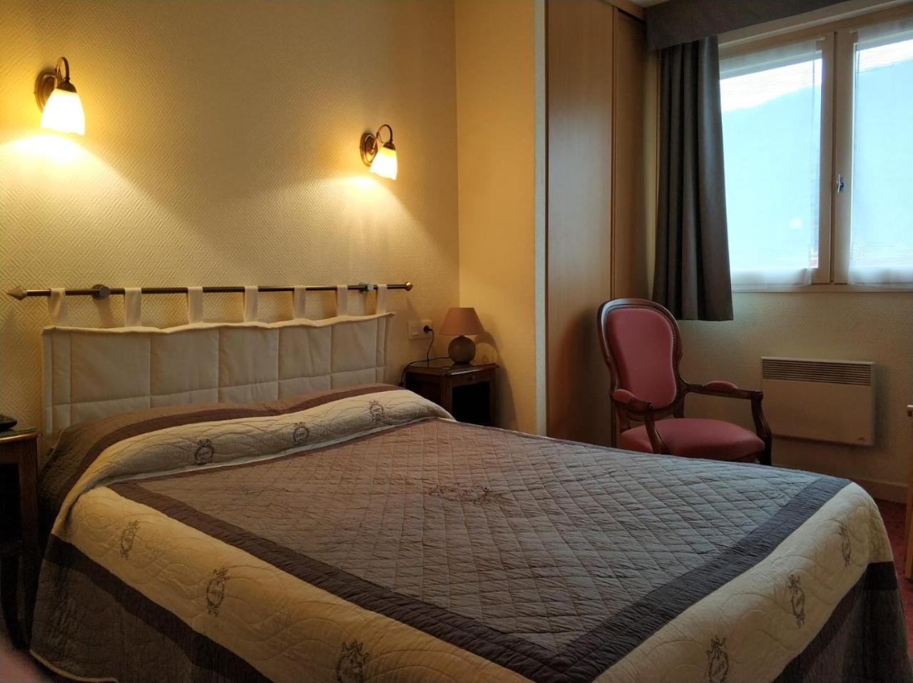 Logis Hotel Calisola Besancon - Soiree Etape Chalezeule Exteriér fotografie